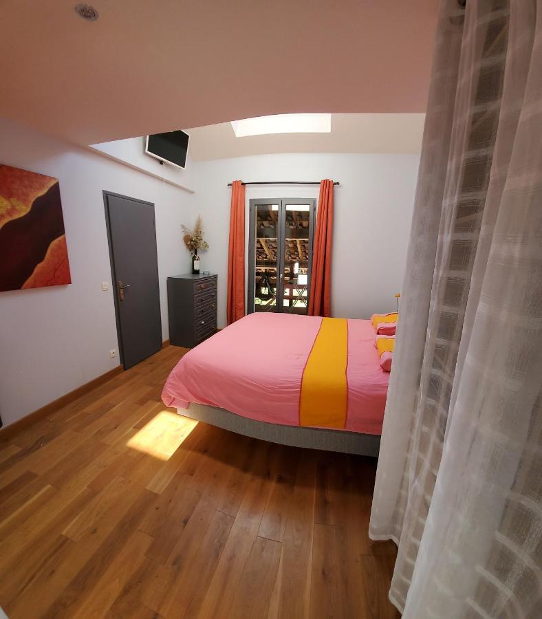 Chambres A La Campagne Moirans Luaran gambar